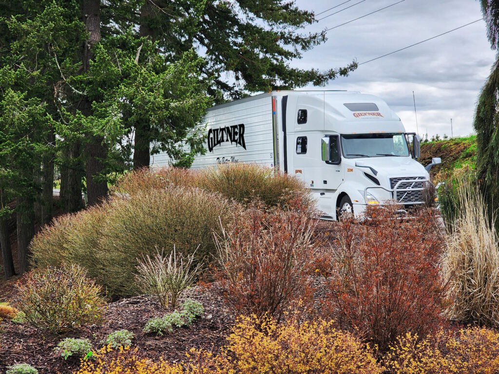 Oregon Truckers: Top-Paying OTR Jobs with Giltner Transportation